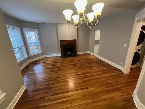 926 West Belle Plaine Avenue Chicago IL 60613
