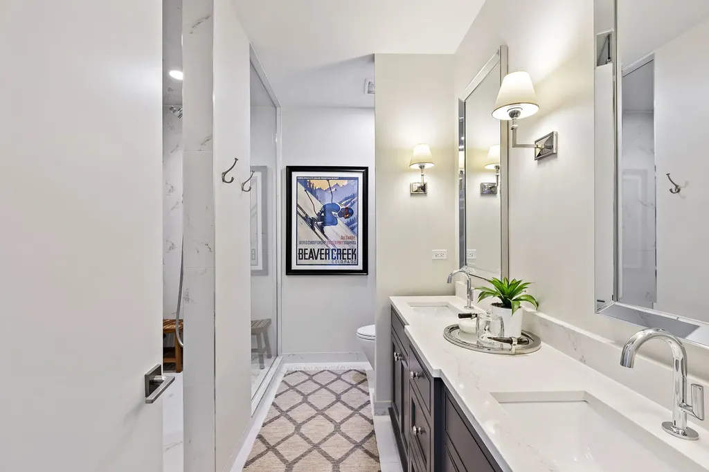 1625 North Burling Street Chicago IL 60614