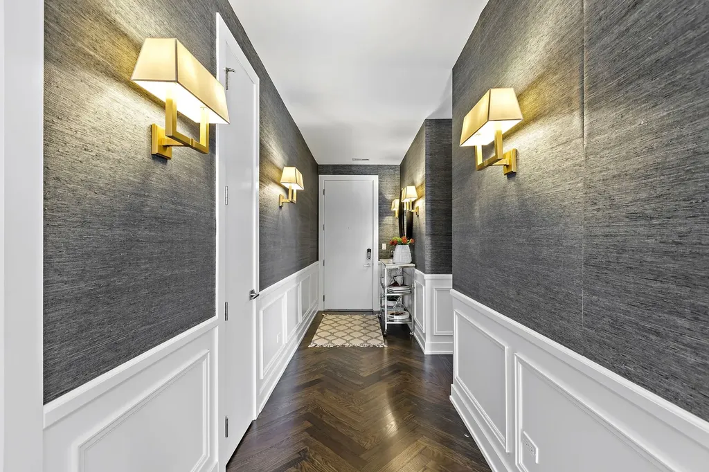1625 North Burling Street Chicago IL 60614