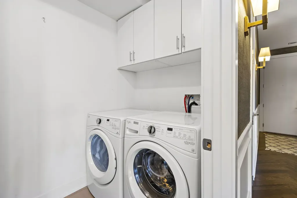1625 North Burling Street Chicago IL 60614