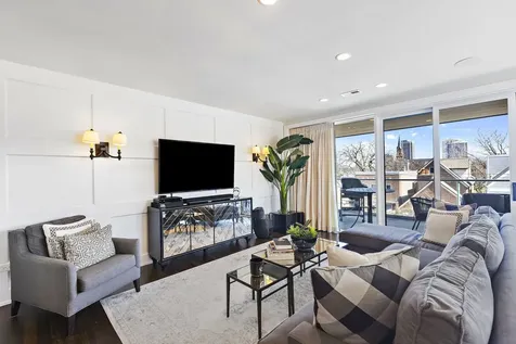 1625 North Burling Street Chicago IL 60614