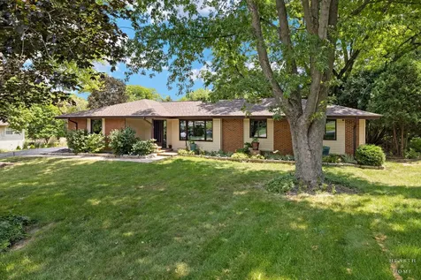 847 Hemlock Drive Sleepy Hollow IL 60118