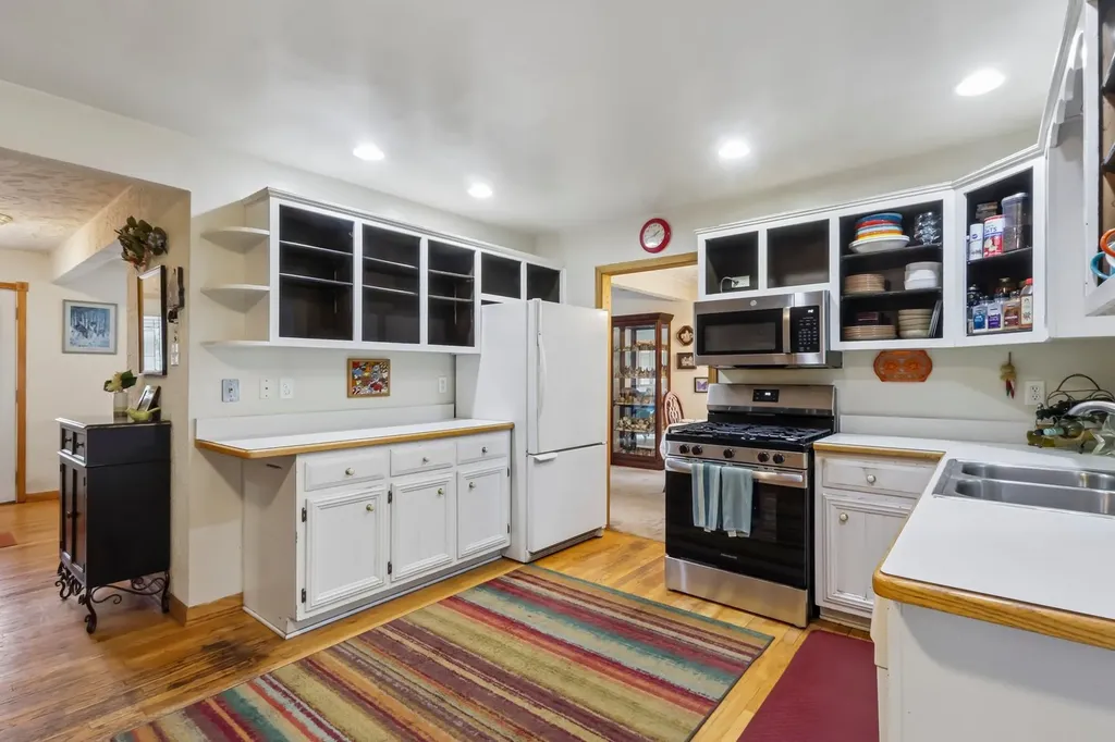 221 South Anderson Road New Lenox IL 60451