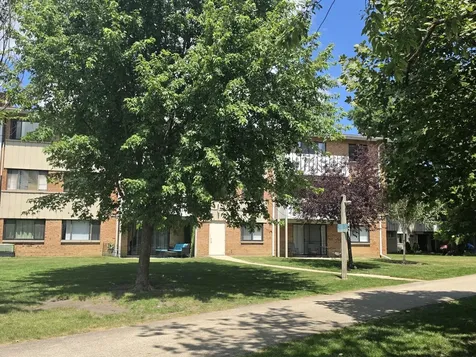 2000 Bayside Drive Palatine IL 60074