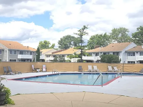2000 Bayside Drive Palatine IL 60074