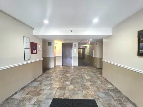 2000 Bayside Drive Palatine IL 60074