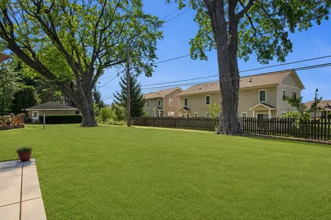 634 Deerpath Road Dundee IL 60118