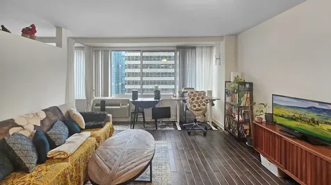 211 East Ohio Street Chicago IL 60611