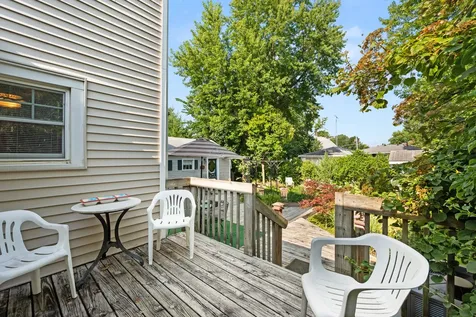 1222 South Somonauk Street Sycamore IL 60178