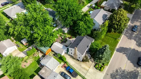 1222 South Somonauk Street Sycamore IL 60178