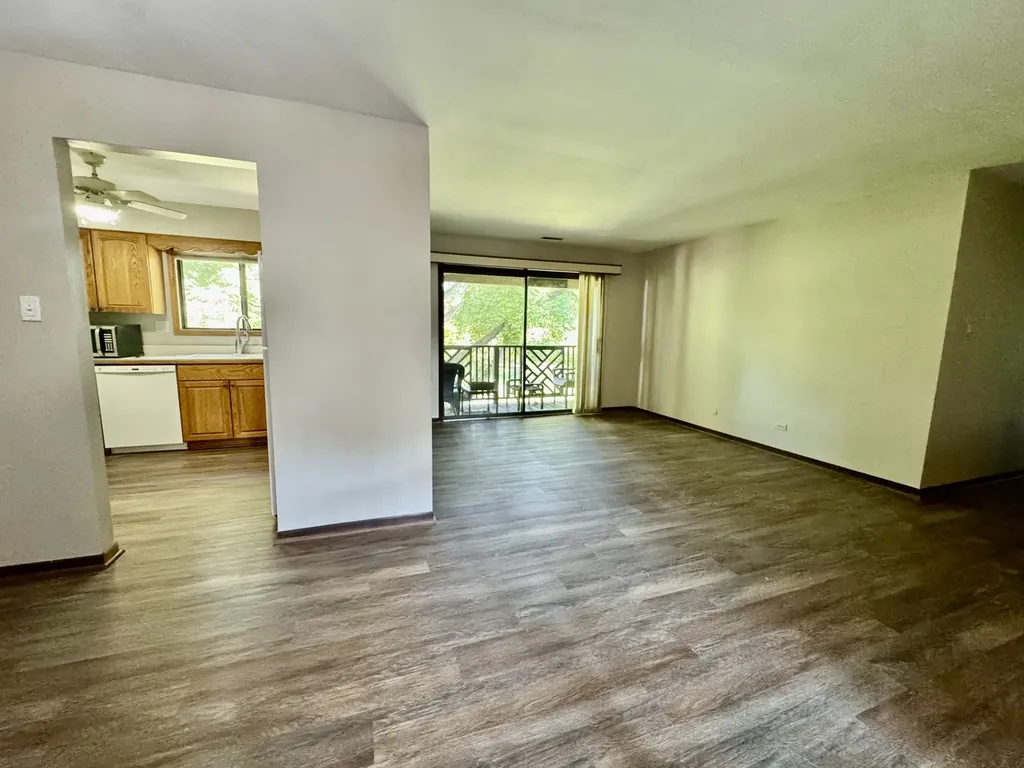 1737 Harrow Court Wheaton IL 60189