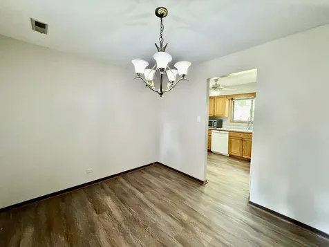 1737 Harrow Court Wheaton IL 60189