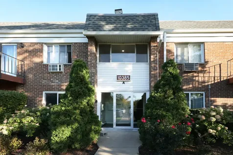 10385 Dearlove Road Glenview IL 60025