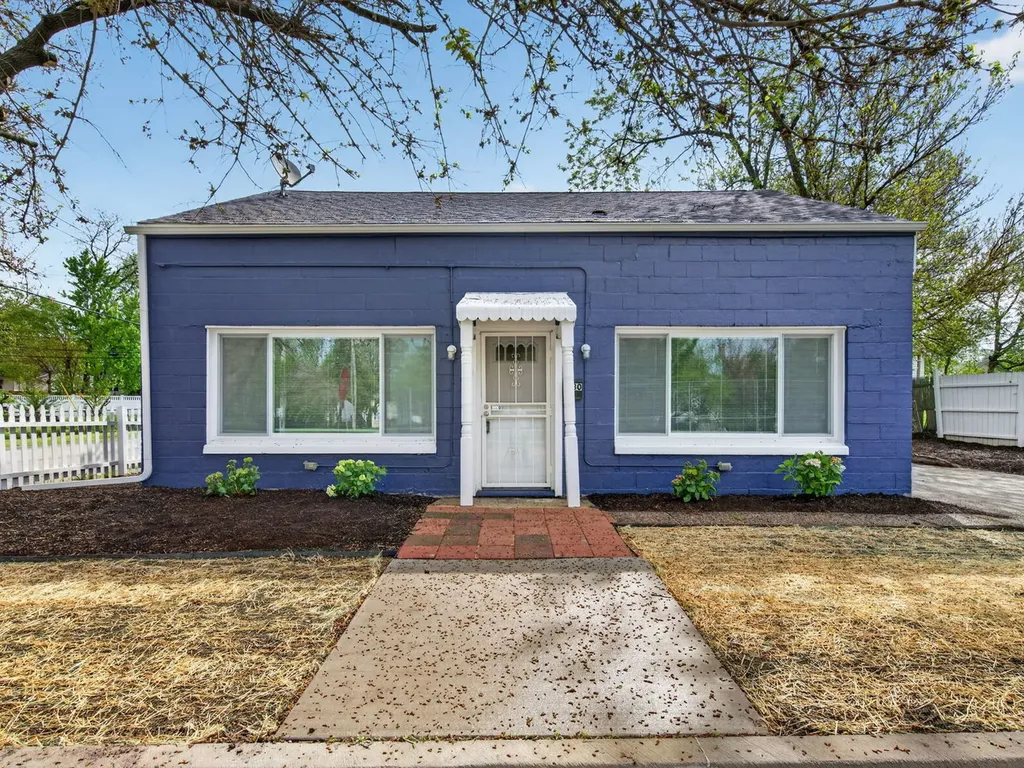 330 Harwood Street Joliet IL 60432