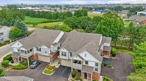 2115 Vanderbilt Drive Geneva IL 60134