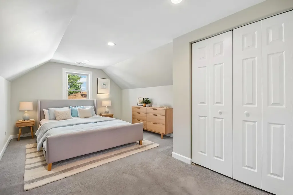 8641 South Constance Avenue Chicago IL 60617