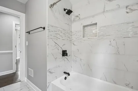 8641 South Constance Avenue Chicago IL 60617