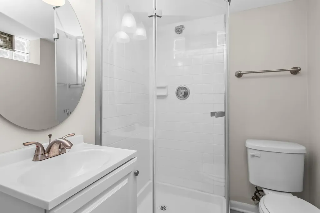 4835 North Nordica Avenue Chicago IL 60656