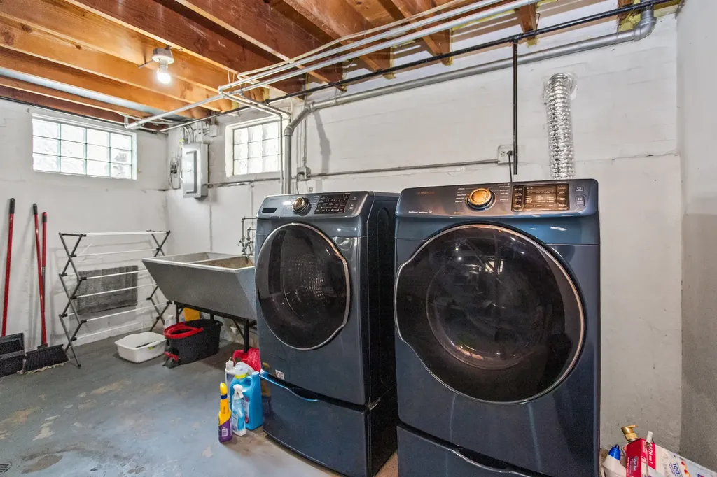 4835 North Nordica Avenue Chicago IL 60656