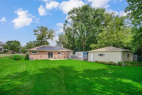 7529 West 103rd Street Palos Hills IL 60465