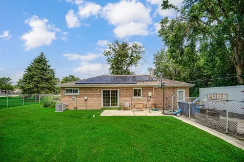 7529 West 103rd Street Palos Hills IL 60465
