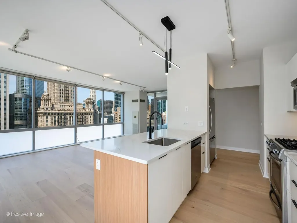 8 East Randolph Street Chicago IL 60601