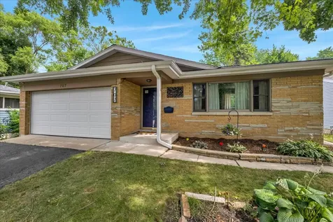 707 South Gables Boulevard Wheaton IL 60189