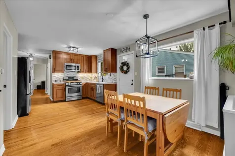707 South Gables Boulevard Wheaton IL 60189