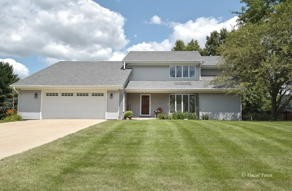 37W390 Linda Lane Elgin IL 60124