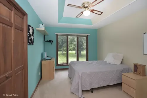 37W390 Linda Lane Elgin IL 60124