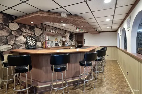 37W390 Linda Lane Elgin IL 60124