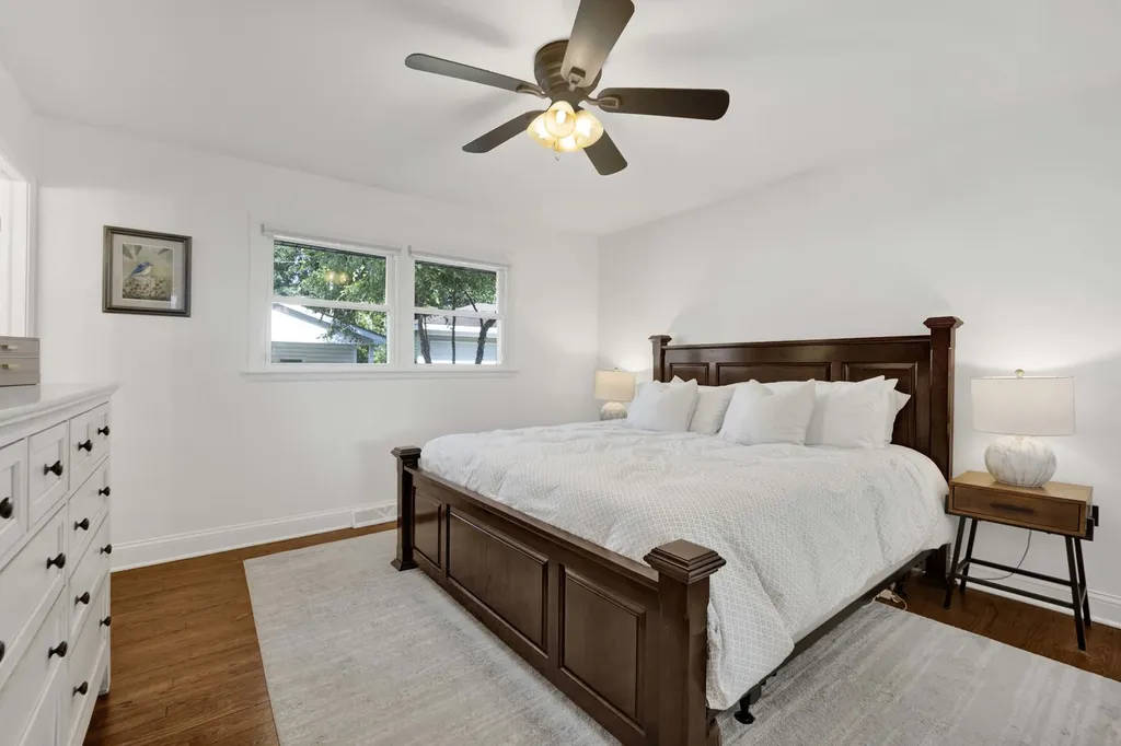 528 Kipling Court Wheaton IL 60187