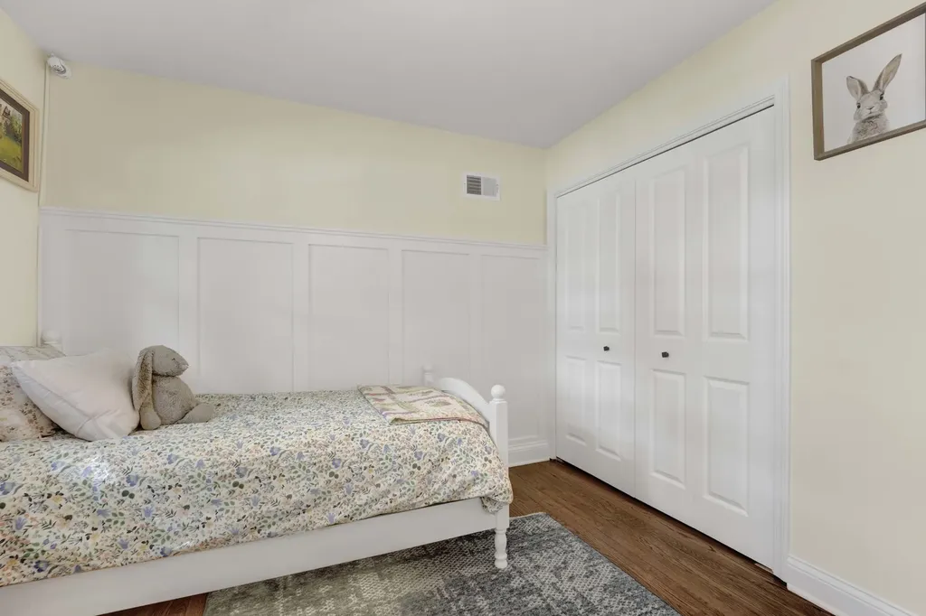 528 Kipling Court Wheaton IL 60187