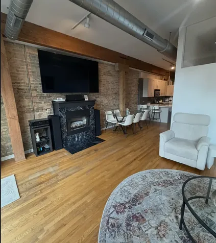 1344 West Madison Street Chicago IL 60607