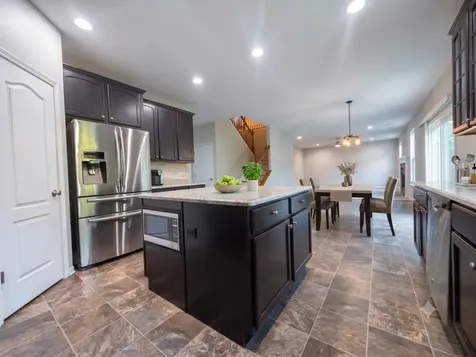 3091 Long Common Parkway Elgin IL 60124