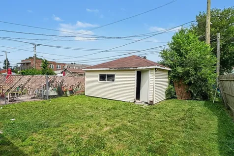 595 Forsythe Avenue Calumet City IL 60409