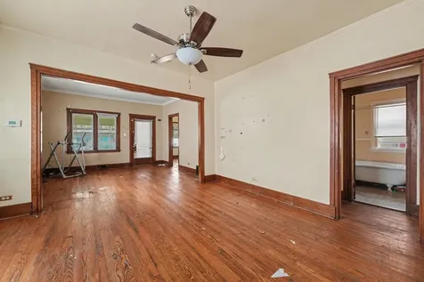 595 Forsythe Avenue Calumet City IL 60409