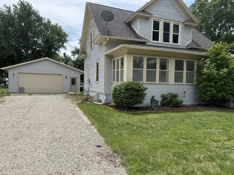 314 Main Street Hooppole IL 61258