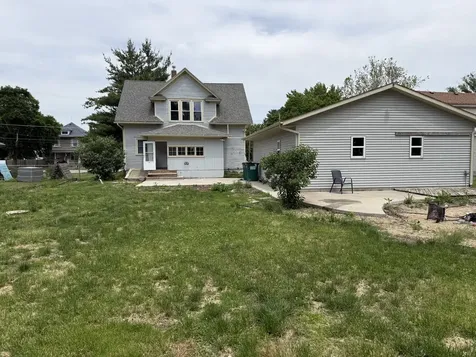 314 Main Street Hooppole IL 61258