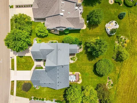 1905 Deer Cove Cc Court Normal IL 61761