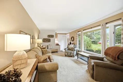 1215 Forest Drive Elgin IL 60123
