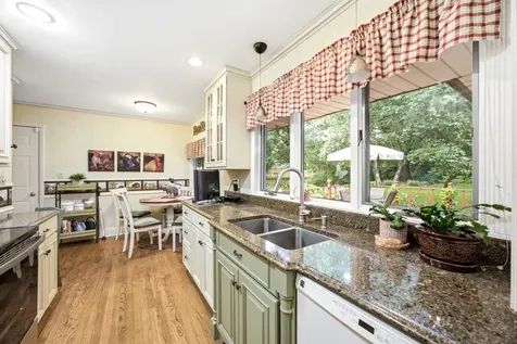 1215 Forest Drive Elgin IL 60123
