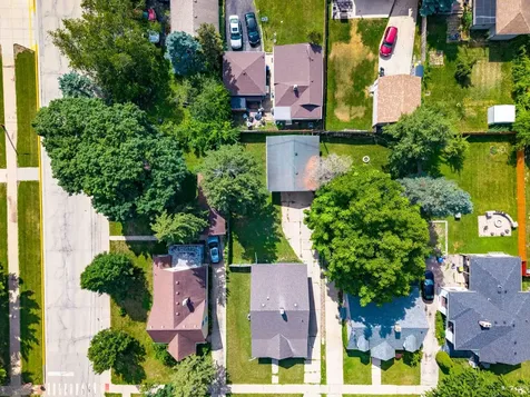 30 South Commonwealth Avenue Elgin IL 60123
