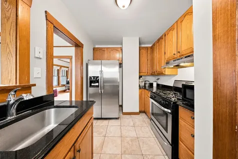 30 South Commonwealth Avenue Elgin IL 60123