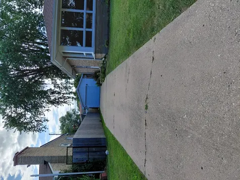 2116 Walnut Street Waukegan IL 60087
