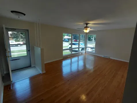 2116 Walnut Street Waukegan IL 60087