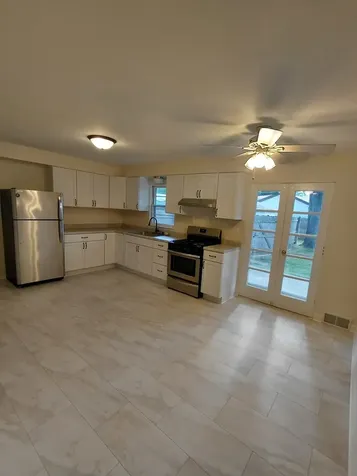 2116 Walnut Street Waukegan IL 60087