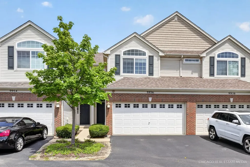 9956 Cummings Street Huntley IL 60142