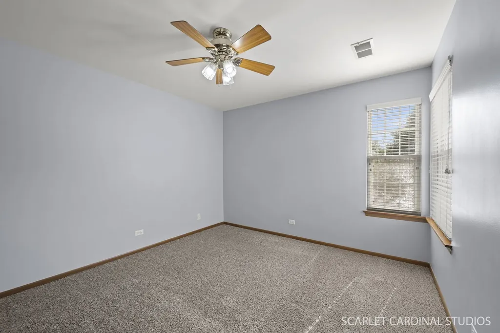 391 Hunterdon Court Schaumburg IL 60194