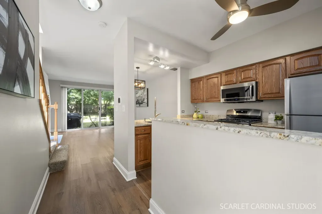391 Hunterdon Court Schaumburg IL 60194